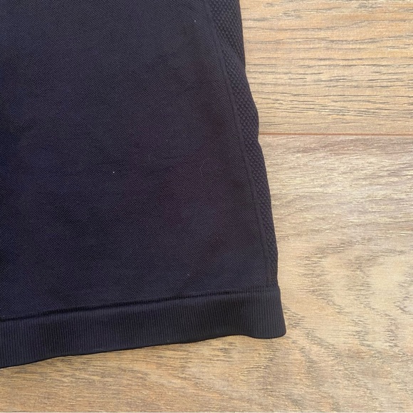 Gymshark Black Performance Shorts - Picture 8 of 12